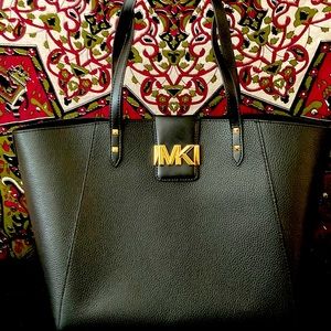 Brand new Michael Kors Tote bag.